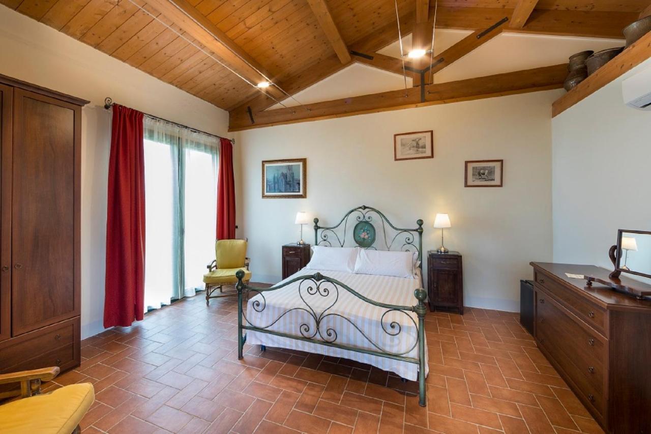 Agriturismo Podere L'Aione Scansano Exterior foto