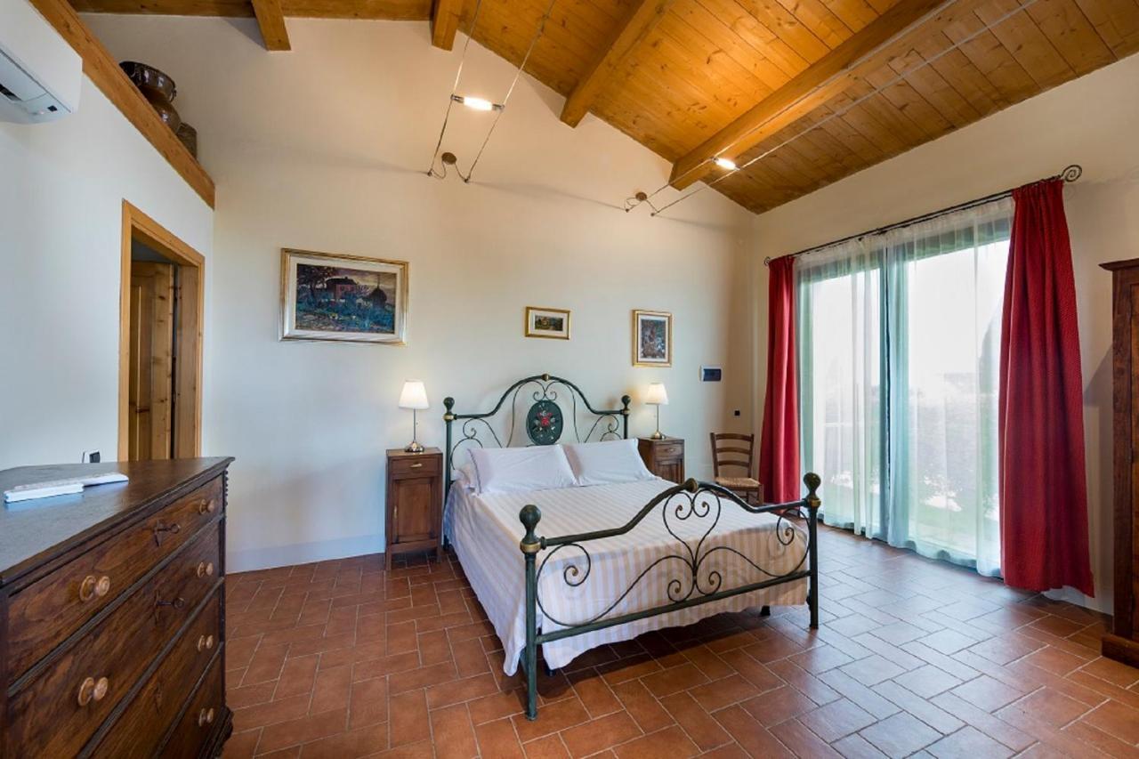 Agriturismo Podere L'Aione Scansano Exterior foto